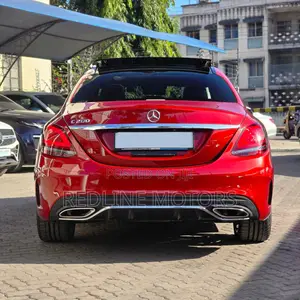 Mercedes-Benz C200 2019 Red
