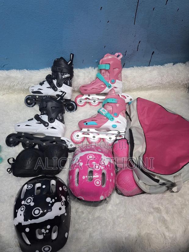 Rubber Wheels Skating Shoes With Light - main view