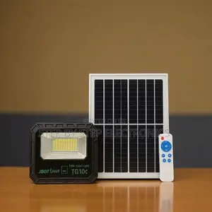 Maintenance Free 100w Solar Flood Light Ip66 Waterproof Outdoor