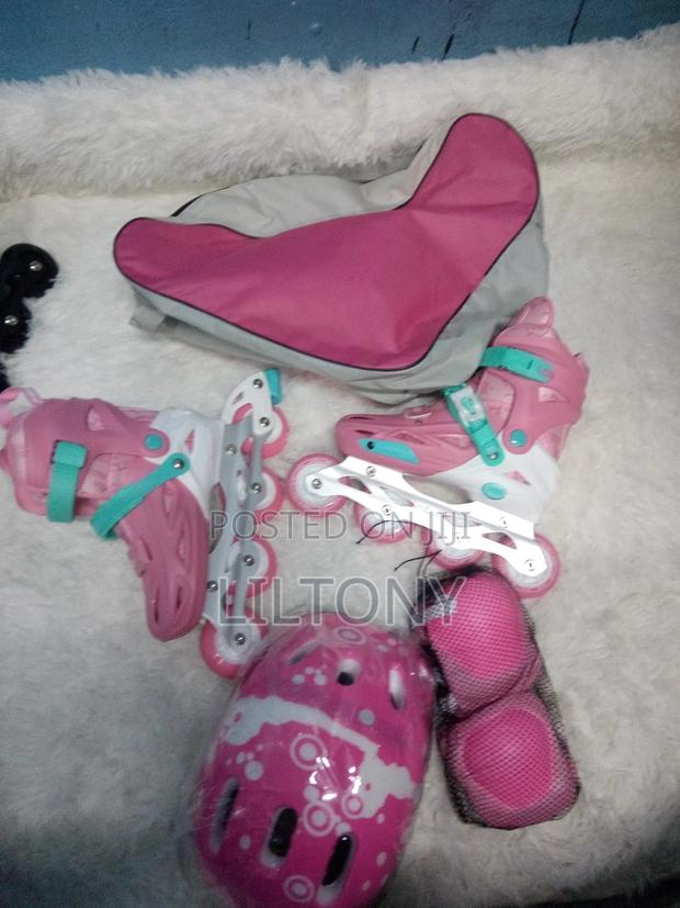 Premium Rubber Skating Shoes - thumbnail 2