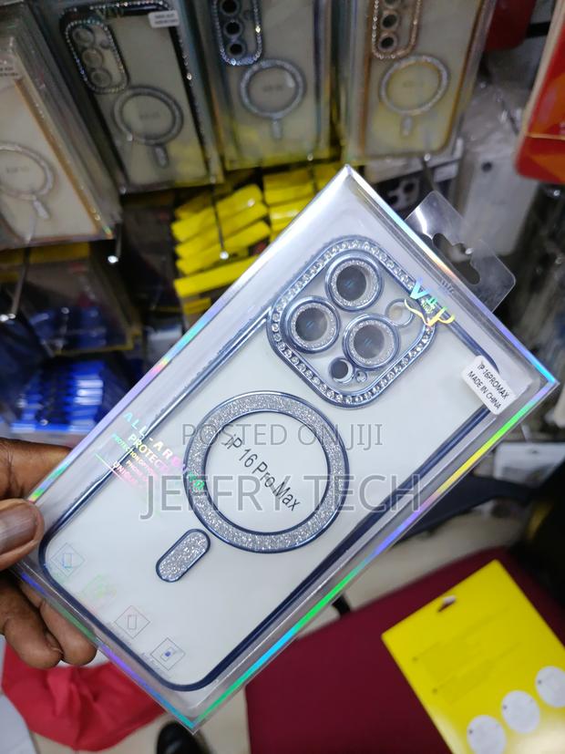 Aswfe Magnetic Diamond Glitter Case for iPhone 16 Pro Max - thumbnail 2