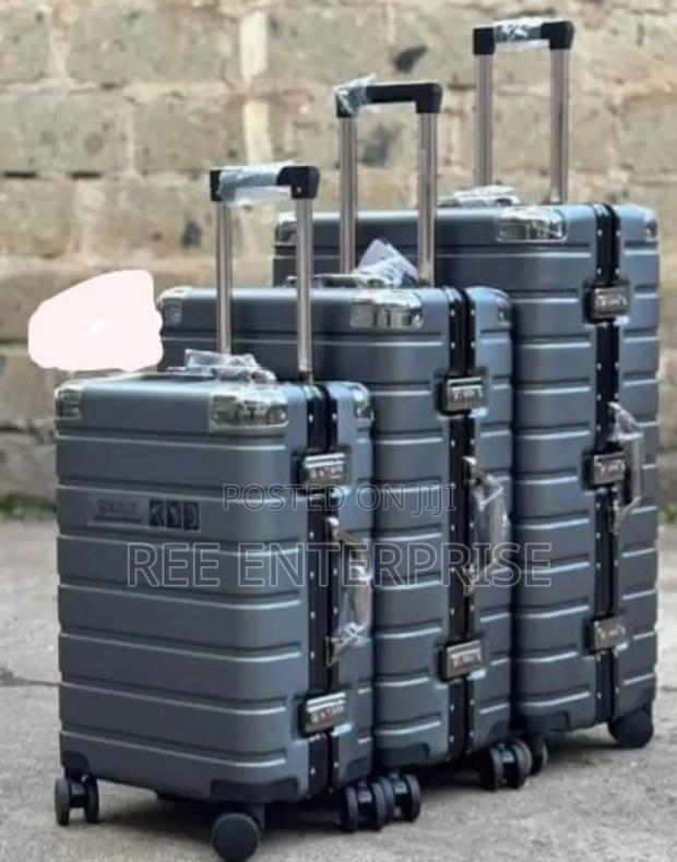 3 in 1 Laxurious Managerial Bossy Aliminium Flame Zippless Travel Bag - thumbnail 2