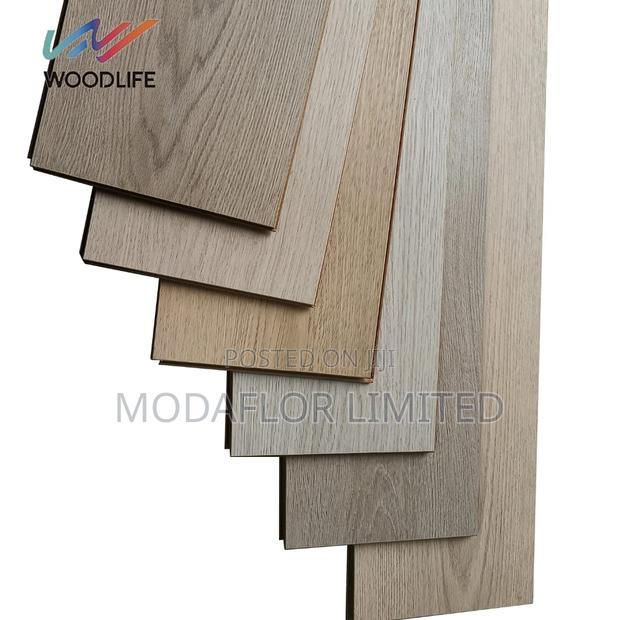 Water Resistant Laminate Floorboards - main view