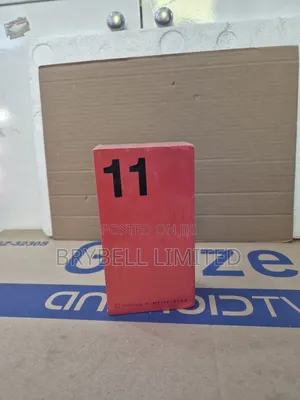 New OnePlus 11 256 GB Green