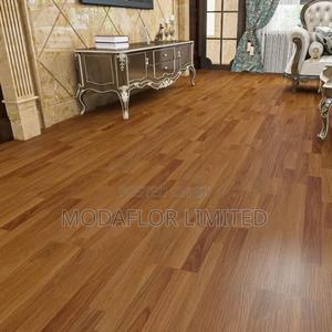Soft Touch Laminate Flooring_ Comfortable Underfoot - thumbnail 2