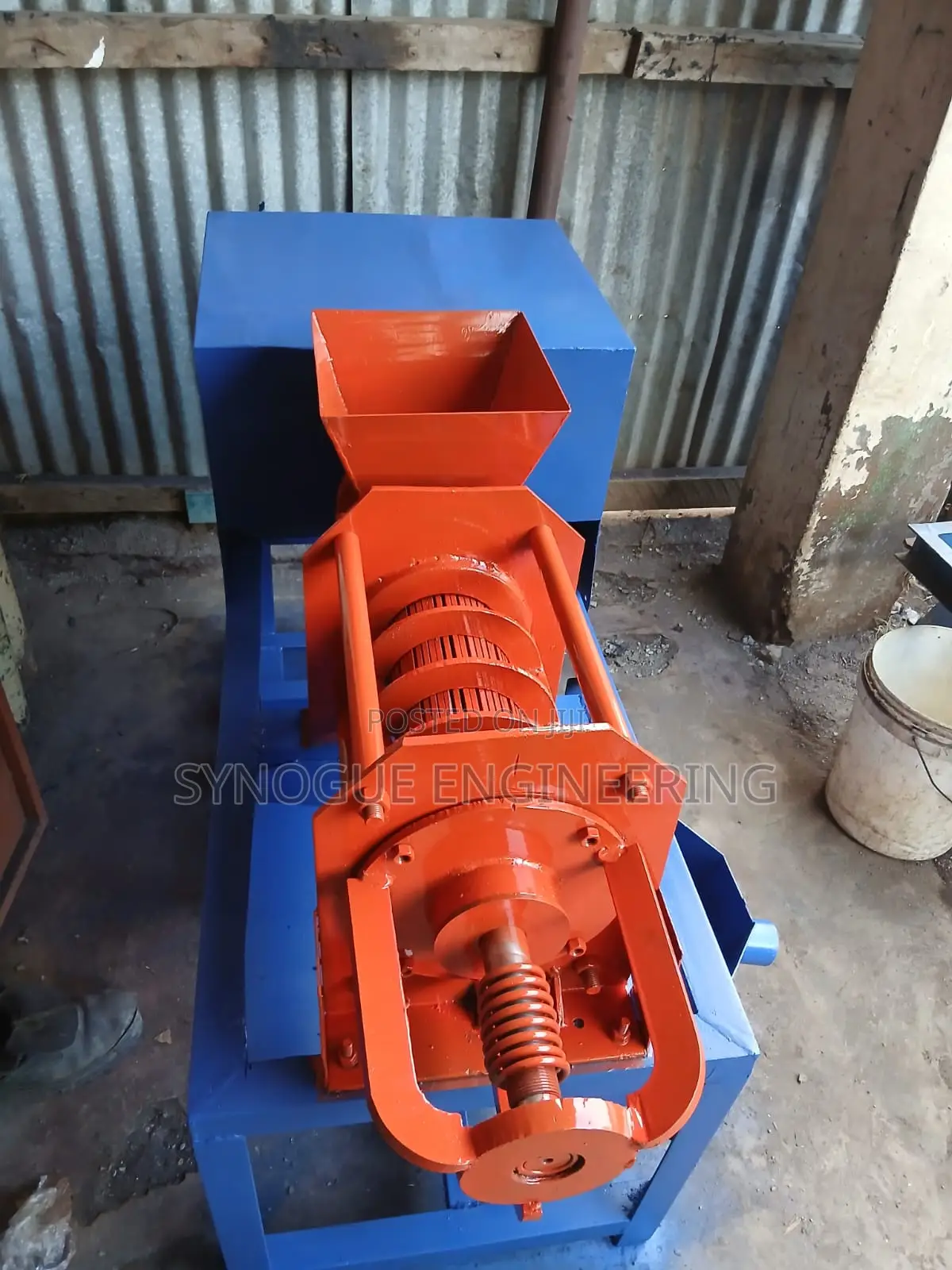 Dewatering Machine