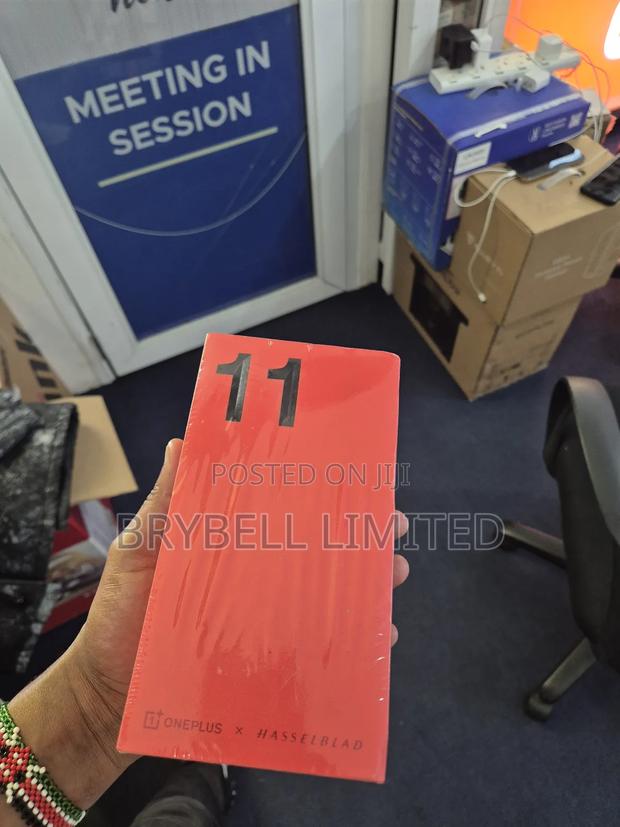 New OnePlus 11 256 GB Black - thumbnail 5