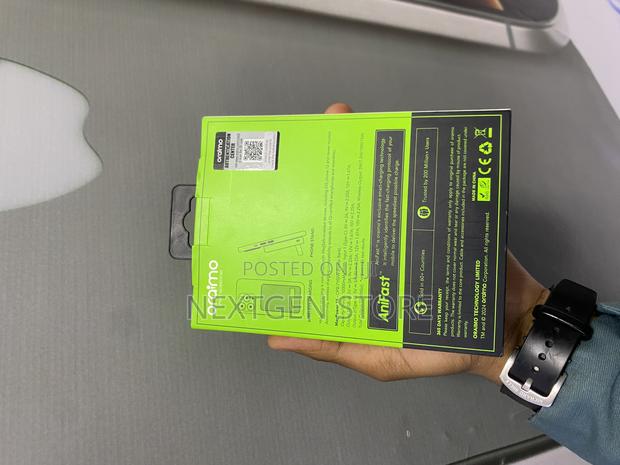 Oraimo Wireless Power Bank - thumbnail 3