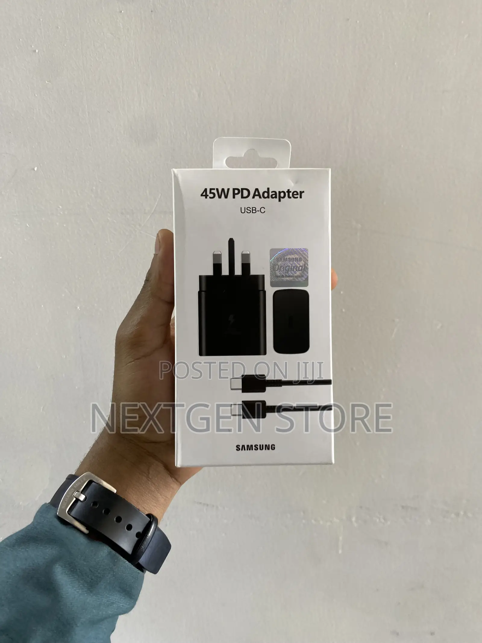 Samsung 45 W of Adapter
