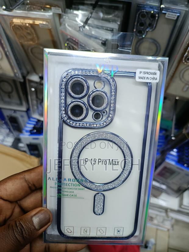 Aeasa iPhone 15 Pro Max Diamond Bling Plating Magnetic Case - main view