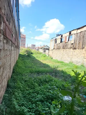 A Plot Touching Super Highway at Kenyatta Road