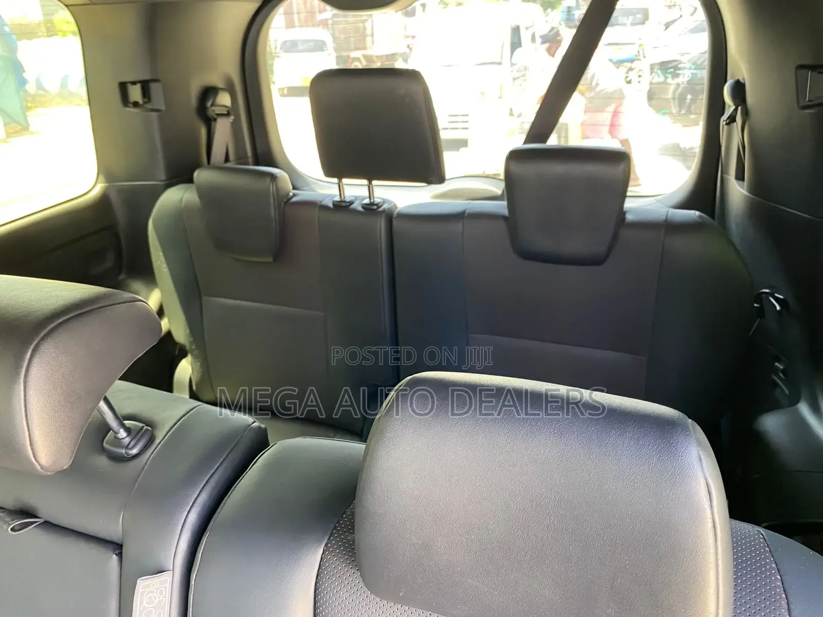 Toyota Esquire 2018 Blue