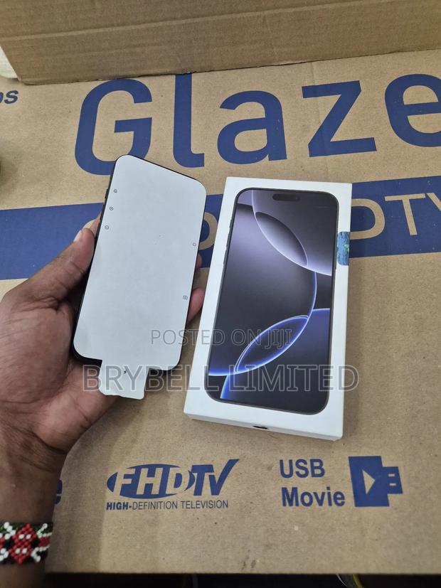 New Apple iPhone 16 Pro 256 GB Black - thumbnail 9