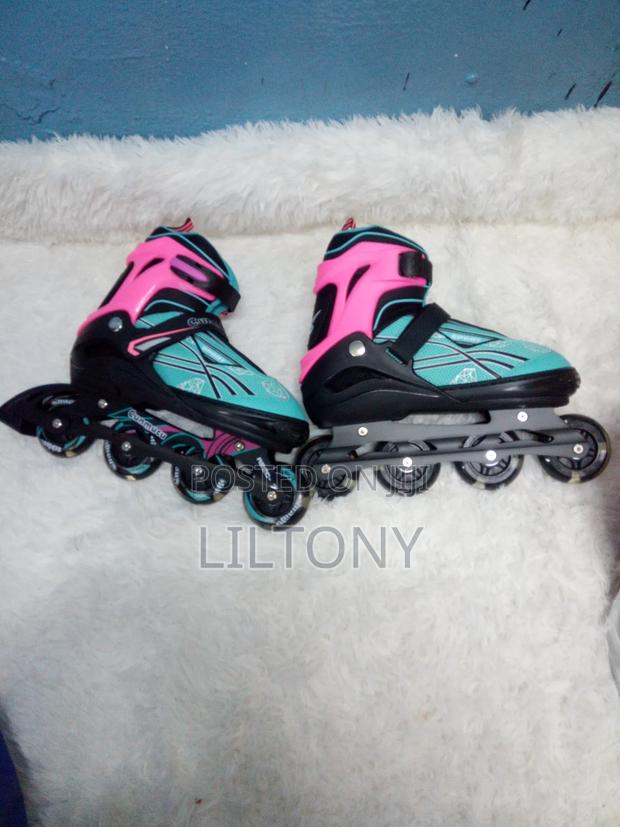 High Quality Adult Skating Shoes Size 42_45