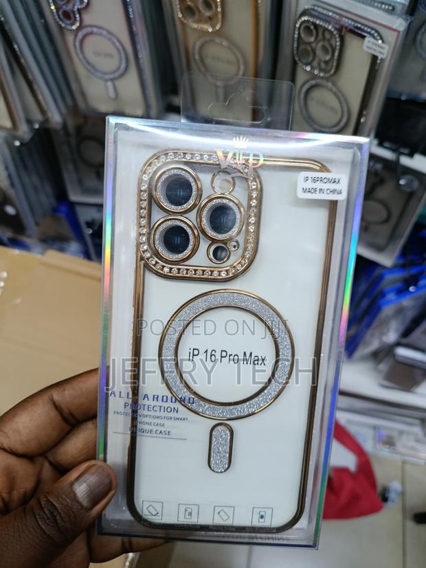 Tauri iPhone 16 Pro Max Glitter Bling Diamond Crystals Magsafe Case - main view