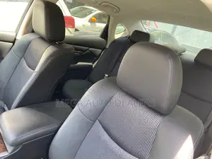 Nissan Fuga 2018 White