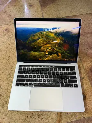 Laptop Apple MacBook Pro 2019 16GB Intel Core I7 SSD 1T
