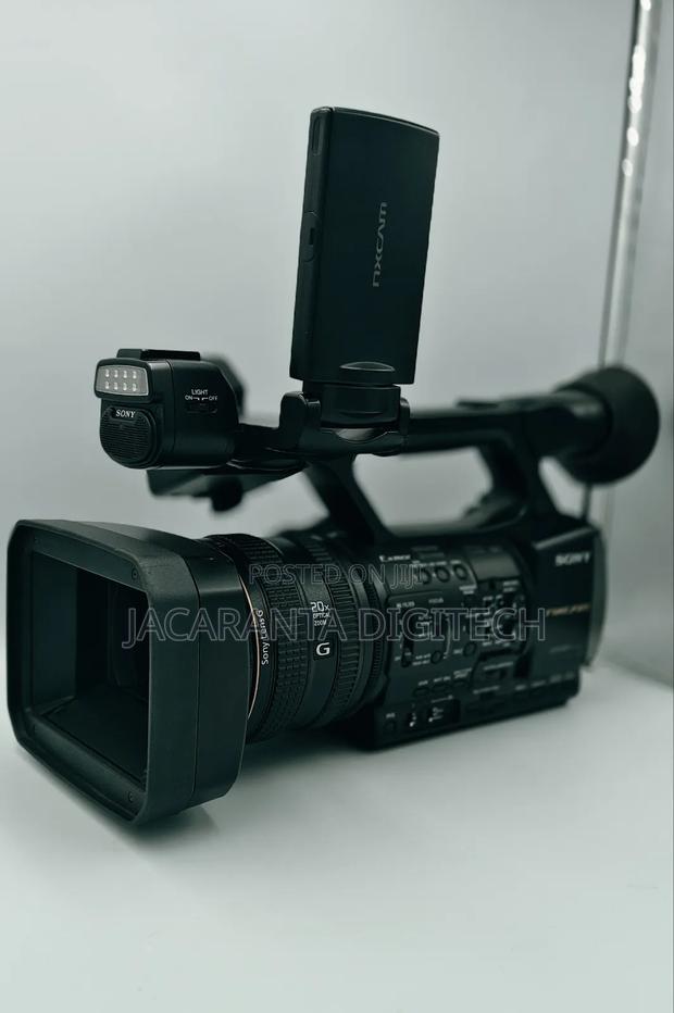 Sony HXR-Nx3 Nxcam - thumbnail 2