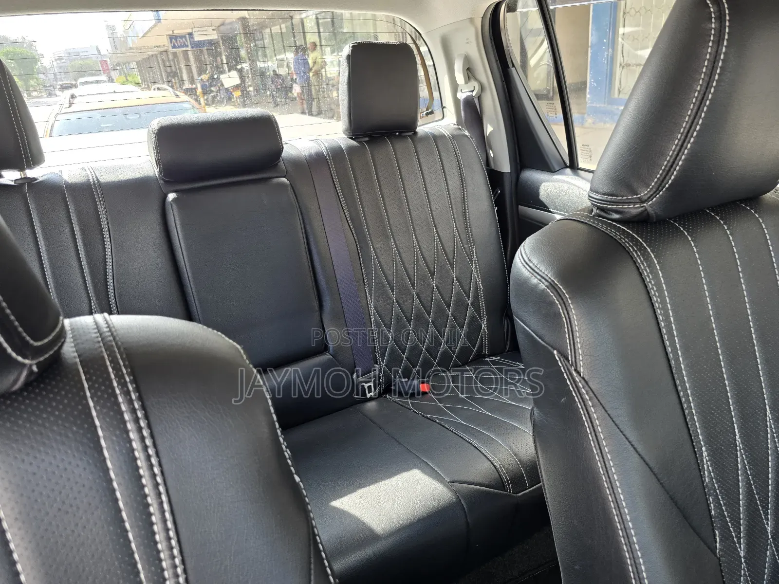 Toyota Hilux 2019 Black