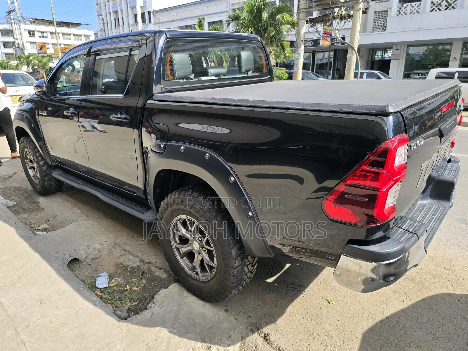 Toyota Hilux 2019 Black