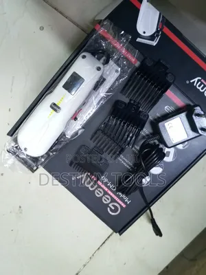 Cordless Shaver Machine