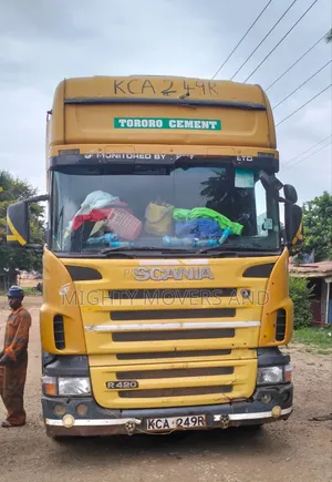 Logistics Trailers for County to County Delivery Are Available