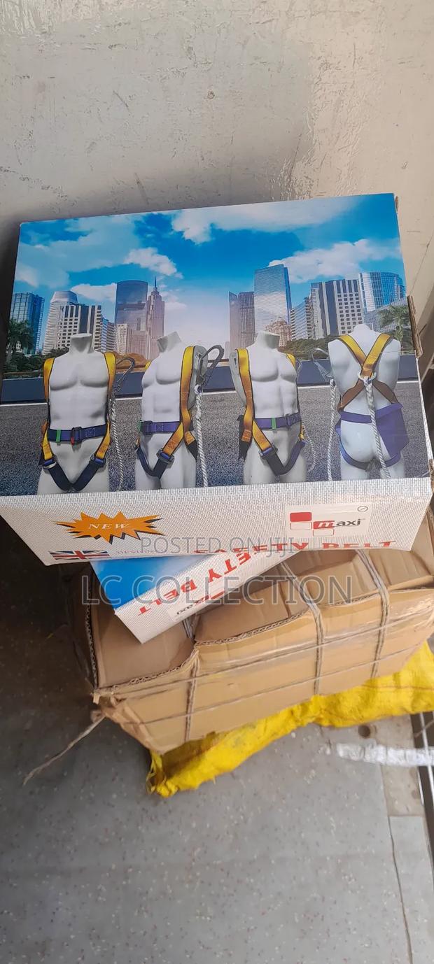 Double Hook Safety Harness - thumbnail 2