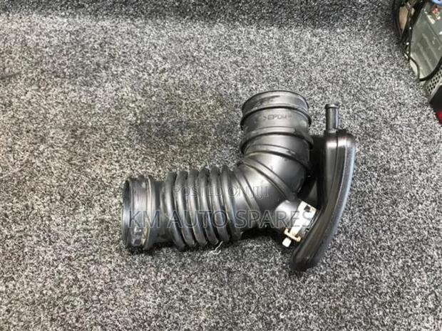 Mitsubishi Outlander Air Intake Pipe/Inlet Hose Tube for 4b12 Engine.