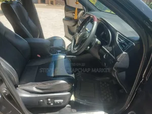 Toyota Harrier 2.0 2014 Matt Black