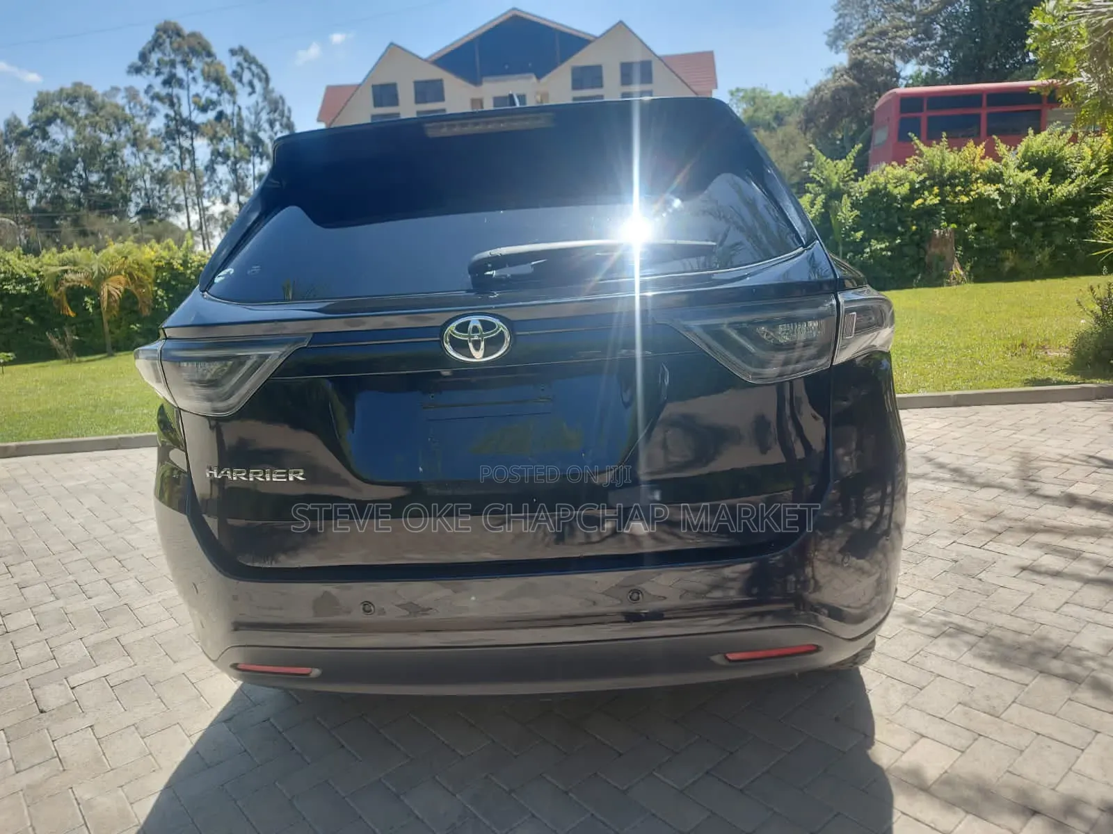 Toyota Harrier 2.0 2014 Matt Black