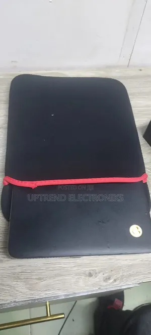 Executive Laptop Pack – Secure Comfortable