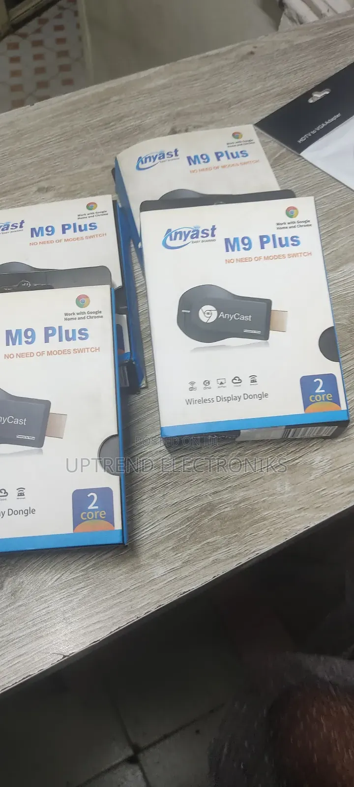 Anycast M9 Plus – Wireless Screen Mirroring Made Easy