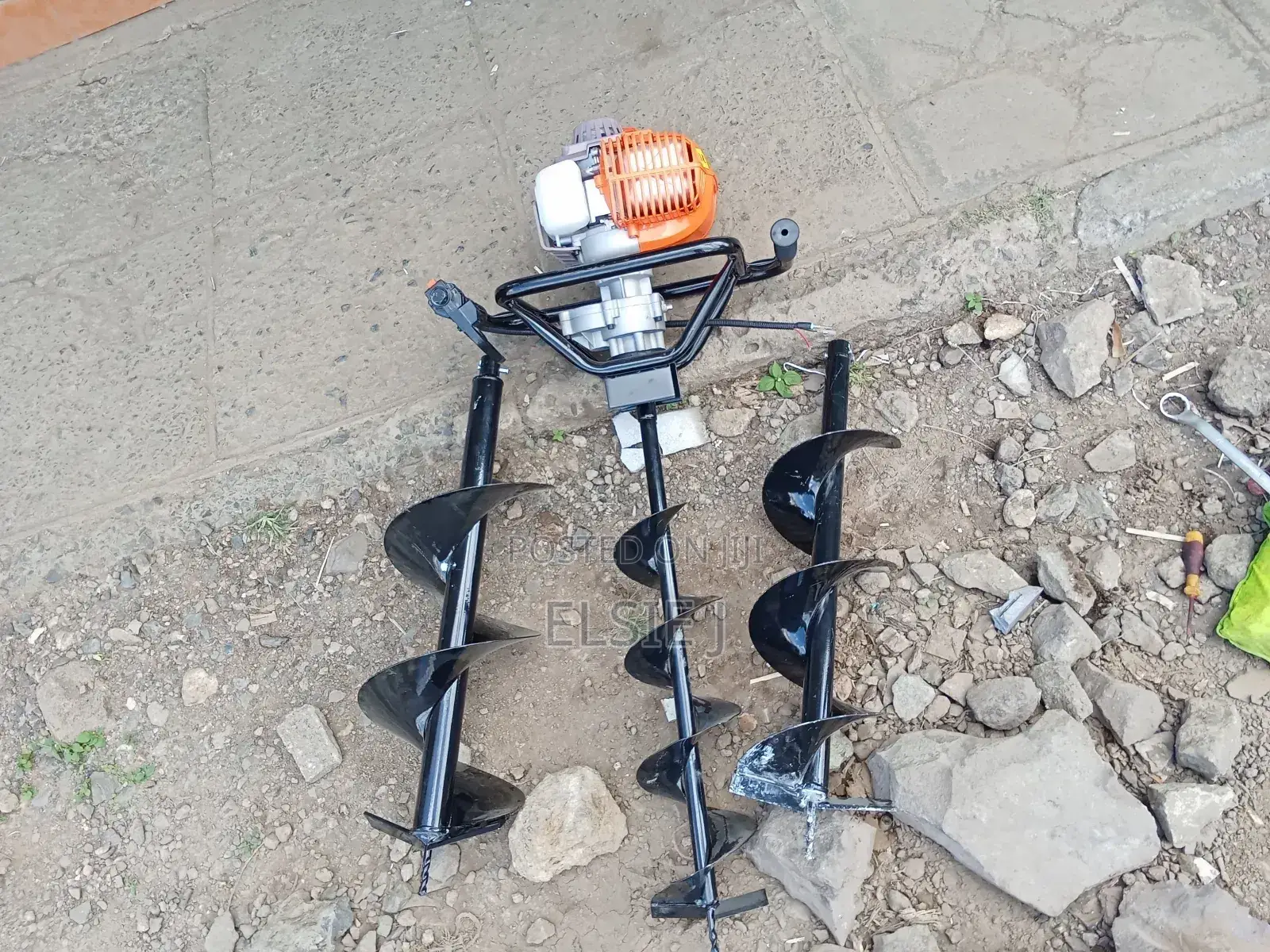 Soilking 4-Stroke Post Hole Auger