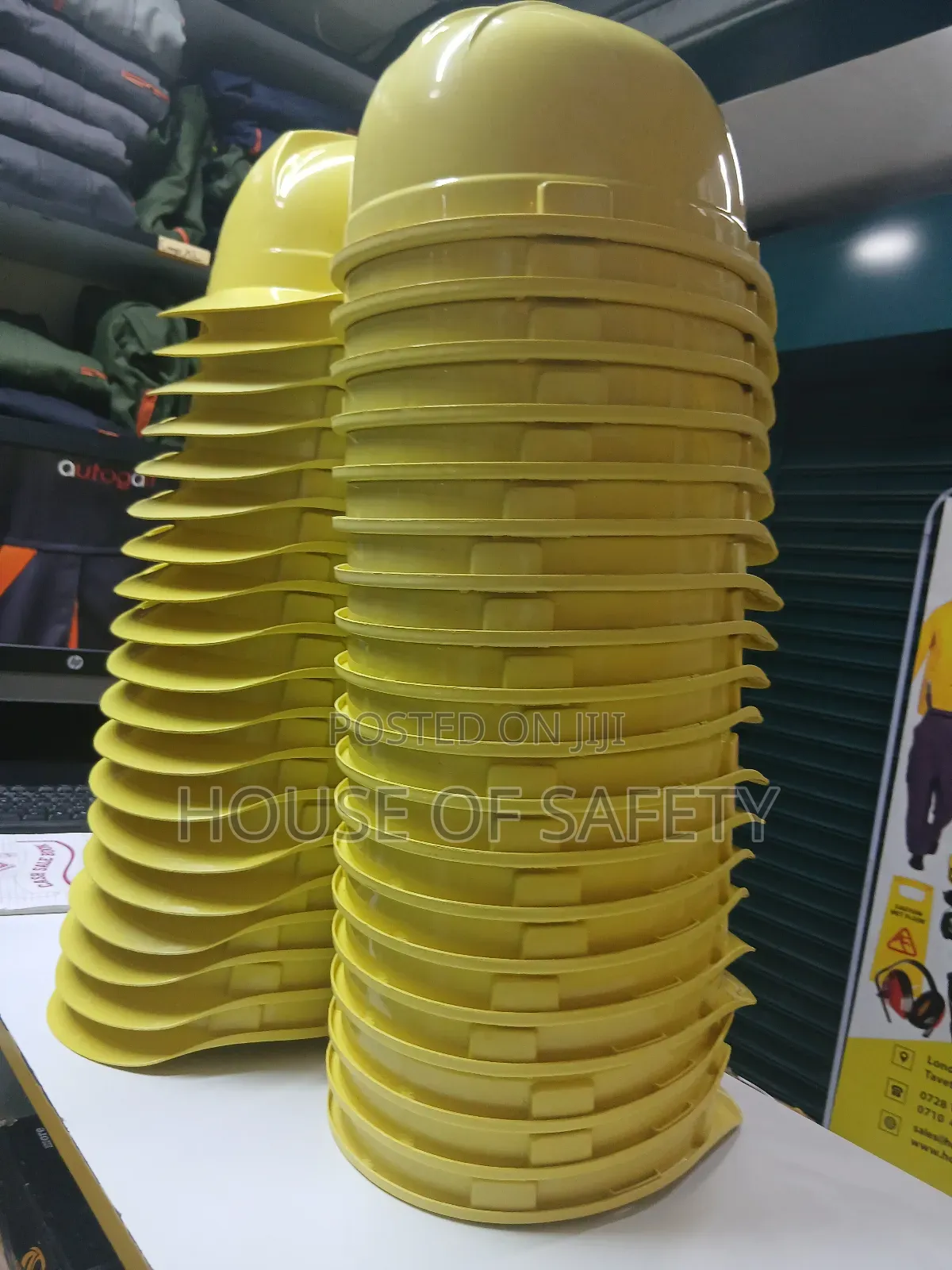 Large Supplier Of Safety Hard Hats