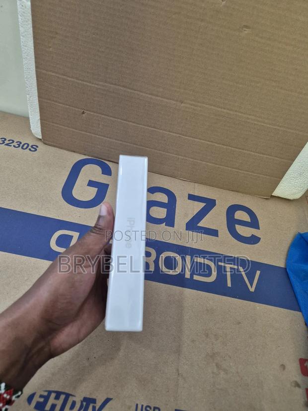 New Apple iPhone 11 128 GB White - thumbnail 4