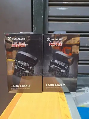 Hollyland Lark Max 2 2-Person Wireless Microphone (2.4 Ghz, Black)