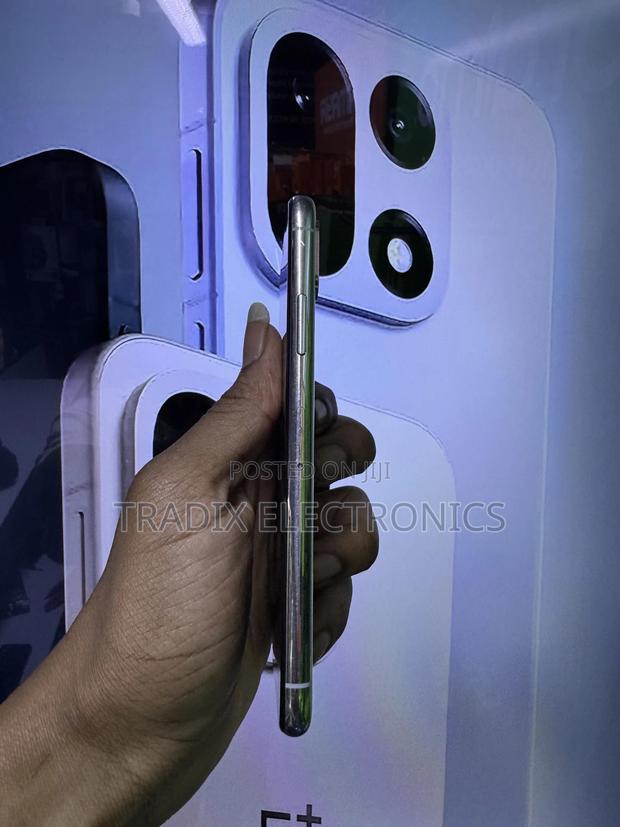 Apple iPhone XS 256 GB White - thumbnail 3
