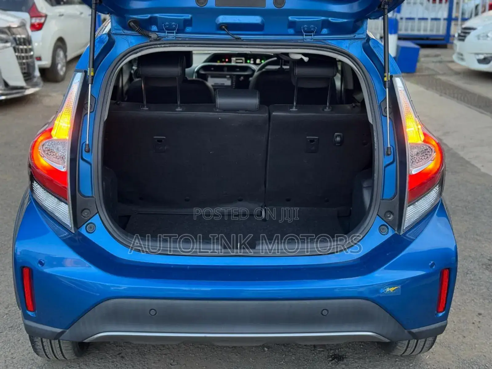 Toyota Aqua 2019 Blue