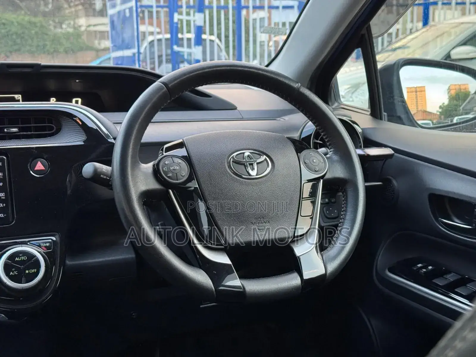Toyota Aqua 2019 Blue