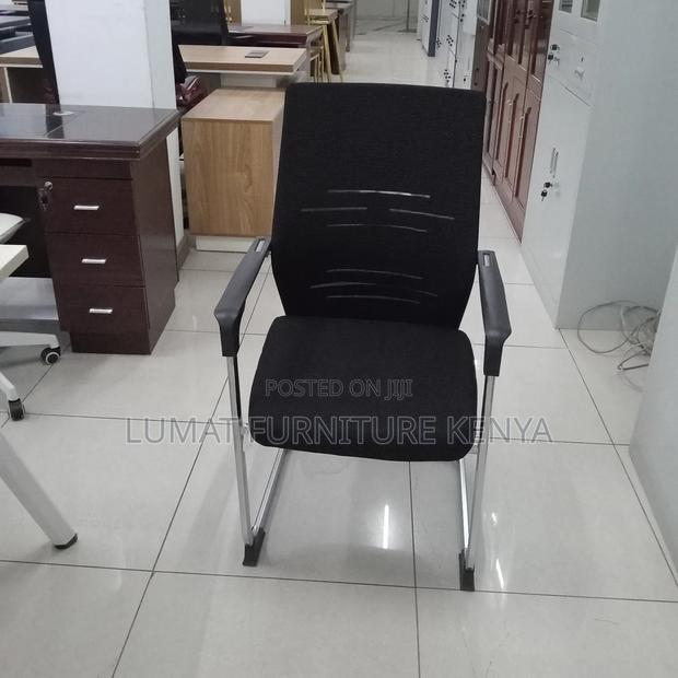 Durable Mesh Boardroom Chair - thumbnail 3