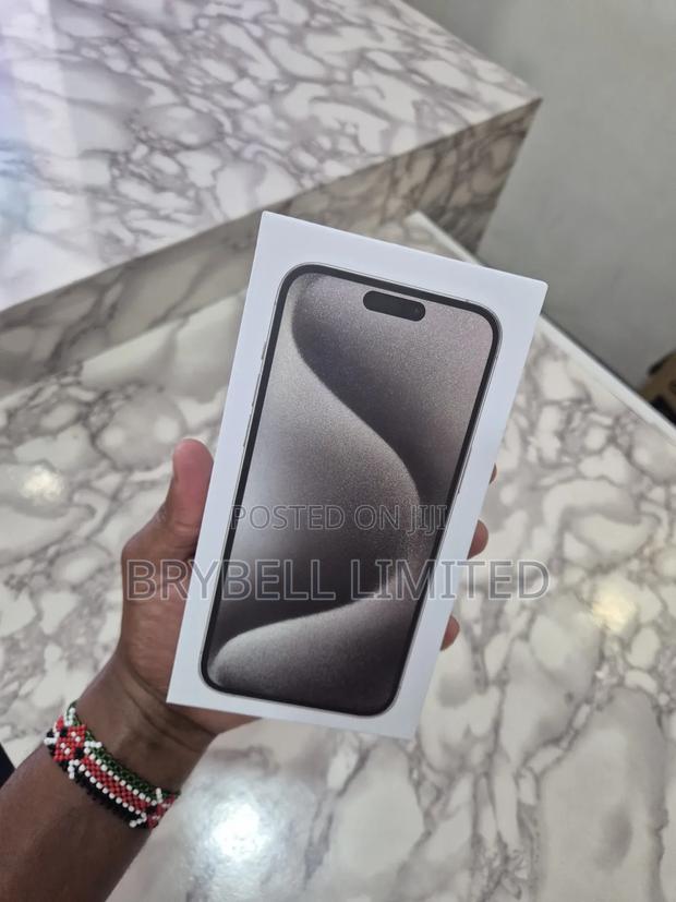 New Apple iPhone 15 Pro Max 256 GB Black - thumbnail 4