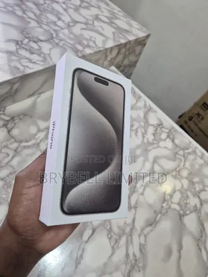 New Apple iPhone 15 Pro Max 256 GB Black