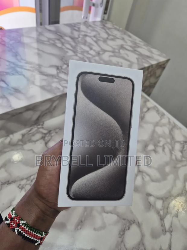 New Apple iPhone 15 Pro Max 256 GB Black - thumbnail 6