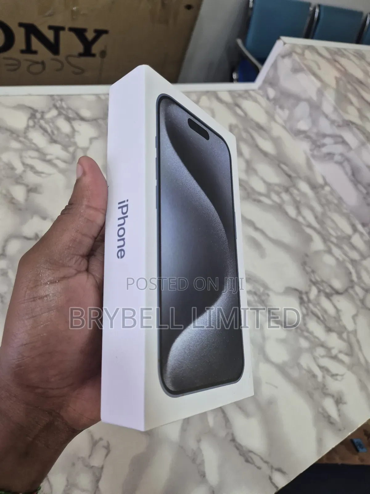 New Apple iPhone 15 Pro Max 256 GB Blue