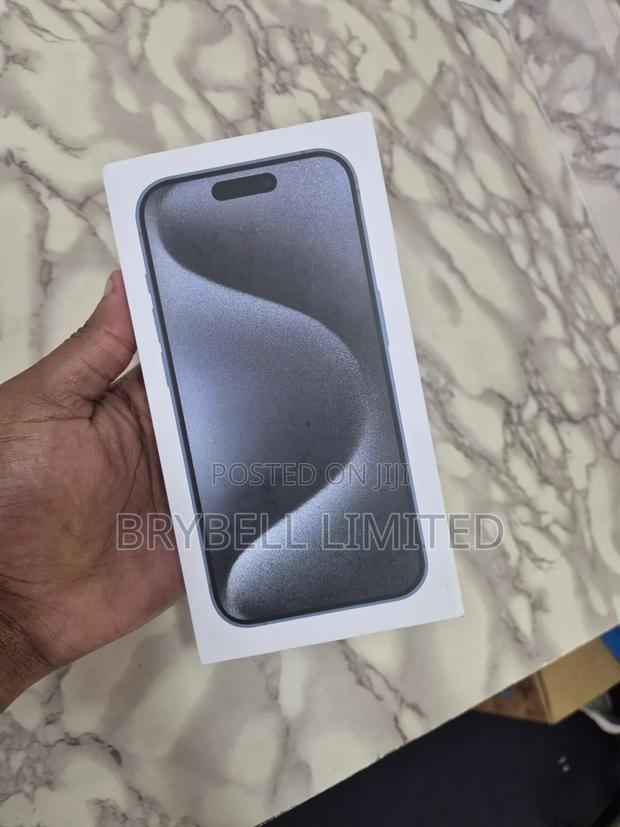 New Apple iPhone 15 Pro Max 256 GB Blue - main view