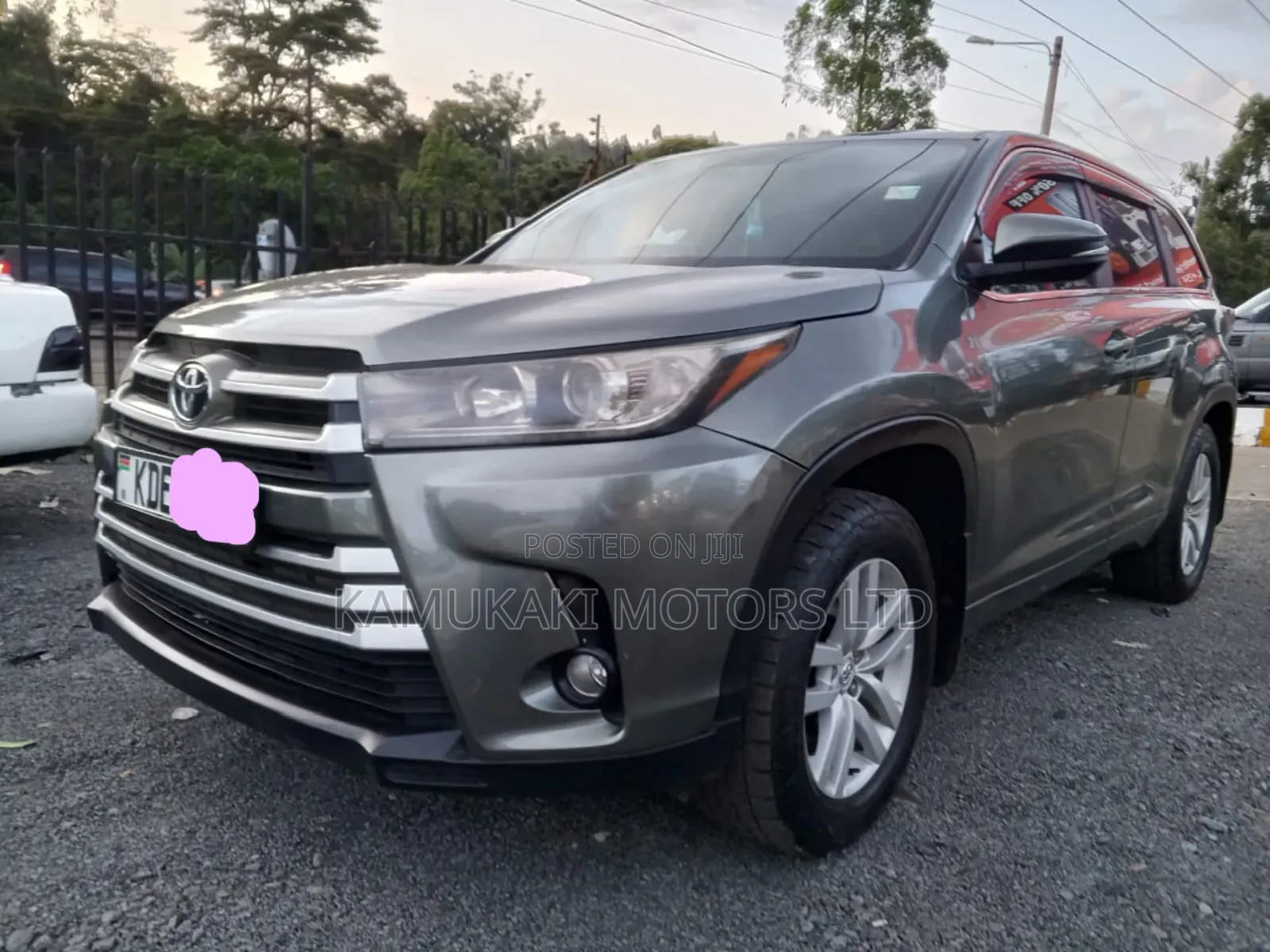 Toyota Kluger 2014 Gray