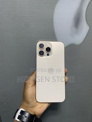 Apple iPhone 16 Pro Max 256 GB Gold - main view