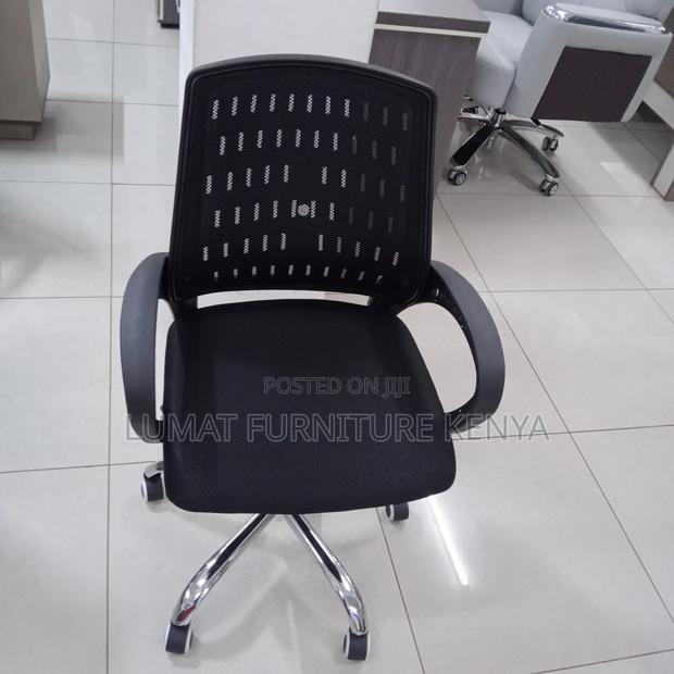 5. Strong-Back Mesh Swivel Chair - thumbnail 2