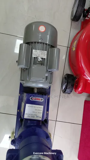 Milano Italia 5hp Animal Feed Pellet Maker Machine.