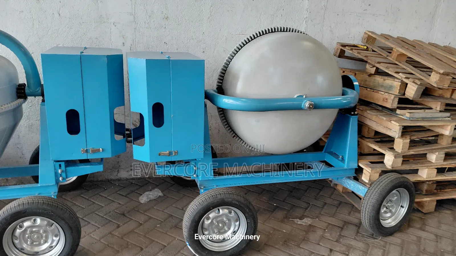 Aico Japan 500litres Concrete Mixer Machine With 10hp Engine.